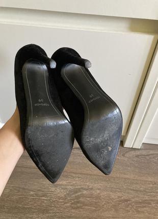 Tosphop 39 рр 26 см по устілці ідеальні чорні велюрові вечірні класичні бархатні туфлі човники з гострим носочком на шпильках8 фото
