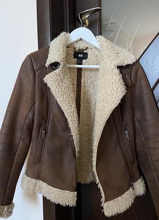 Дублянка коричневого кольору