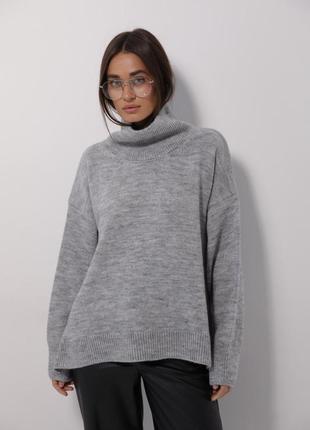 Вязаний светр oversize