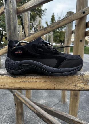 Осінні термо кросівки sen dini (gore-tex)