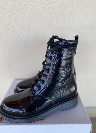 Ботинки женские