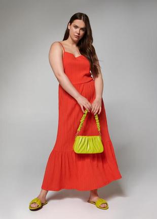 Сукня помаранчева жіноча