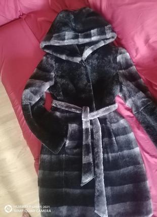 Женская шуба натуральный мутон