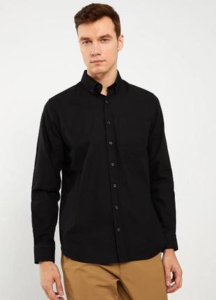 Чорна чоловіча сорочка lc waikiki/лс вайкікі з ґудзиками кольору слонової кості. фірмова туреччина