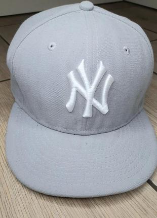 Кепка бейсболка new era, оригинал, состояние идеальное
