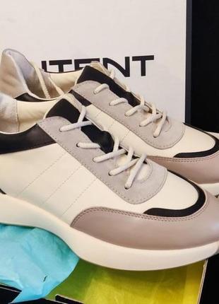 Продам новые кожаные кроссовки mojito intent 41 размер