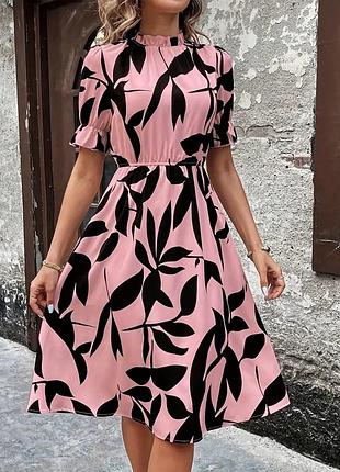 Миди платье в абстрактный принт shein m