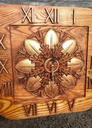 Годинник з дерева