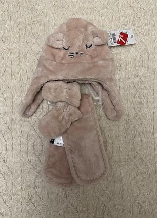 Набор шапочка, шарф и перчатки