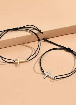Тренд сріблястий золотистий браслет на руку хрестик чорна нитка