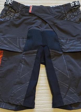 Классные функциональные велошорты qloom швейцария 34 р.