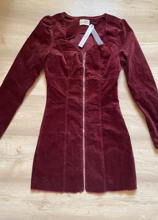 Сукня вельветова червона