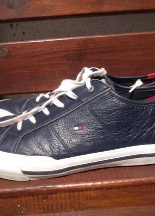 Комфортные кожаные кеды бренда tommi hilfiger