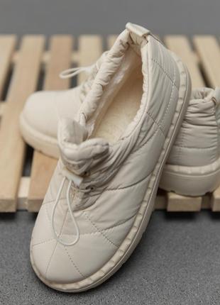 Жіночі дутики down beige