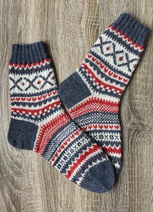 Шерстяні шкарпетки ручної роботи