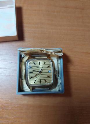 Часы ракеты