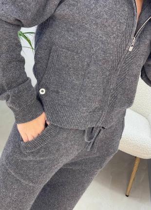 Кашеміровий костюм в стилі loro piana