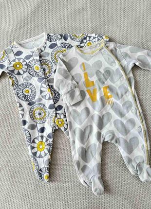 Чоловічки некст next новонародженому