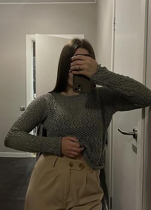 Вʼязана кофтинка павутинка