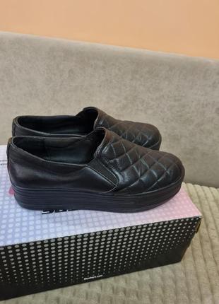 Слипоны женские, из натуральной кожи
