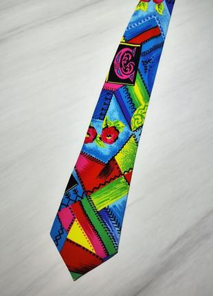 Яркий шелковый галстук с оригинальным принтом2 фото
