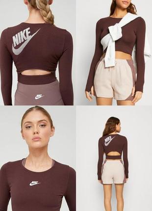 Топ nike swoosh