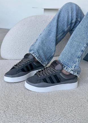 Joey Fatone in a suit with Adidas sneakers