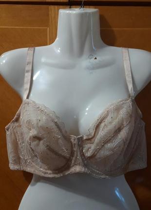 Кружевый полупрозрачный бюстгалтер р.38 d 85 d от f&amp;f, косышка, без поролона