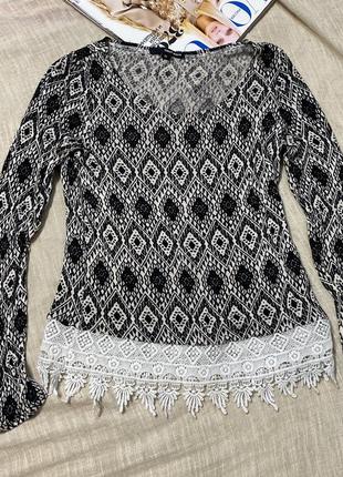 Tally weijl чудова чорно біла блузка