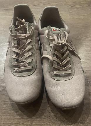 Кросівки бігові оригінальні nike