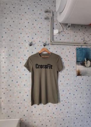 Футболка reebok.