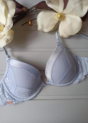 Гарний блакитний бюстгальтер 80в (є трусики xl)