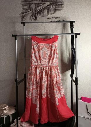 Шикарное нарядное платье