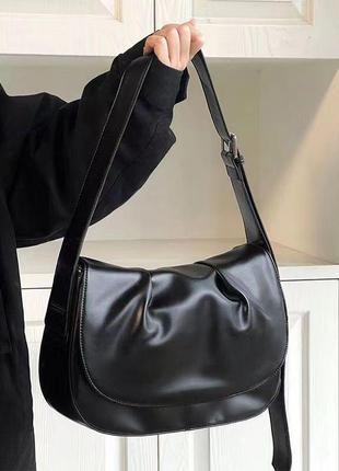 Сумка чорна з екошкіри