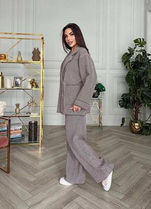 Костюм женский кашемировый оверсайз пиджак на пуговицах с карманами брюки свободного кроя...