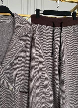 Костюм женский кашемировый оверсайз пиджак на пуговицах с карманами брюки свободного кроя...