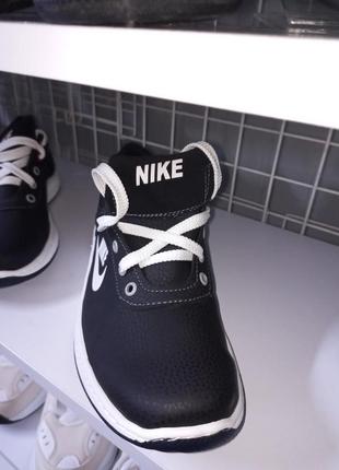 Кроссовки nike