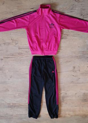 Женский спортивный костюм adidas