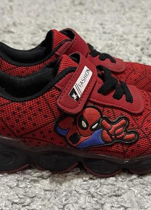 Стильні,легкі кросівки spider man