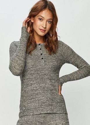 Сірий верх від піжами dkny розмір l 48
