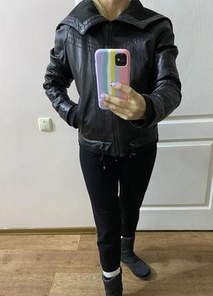 Куртка кожаная