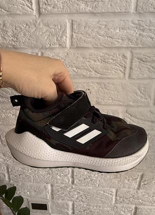 Кросівки adidas