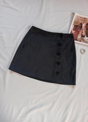 Юбка под замшу с пуговицами