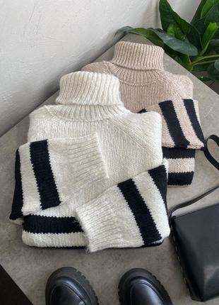 Свитер в полоску, размер м, черно-белый