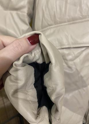 Зимняя куртка с мехом и капюшоном7 фото