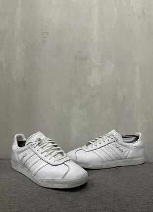 Кожаные осенние кроссовки кеды обуви adidas
