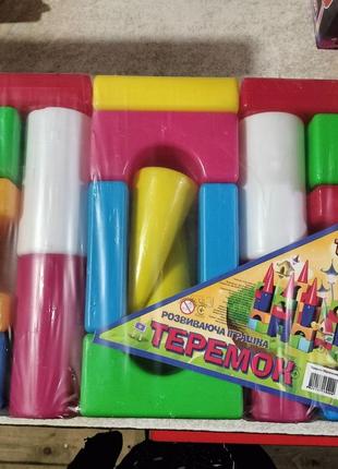 Развивающая игрушка теремок