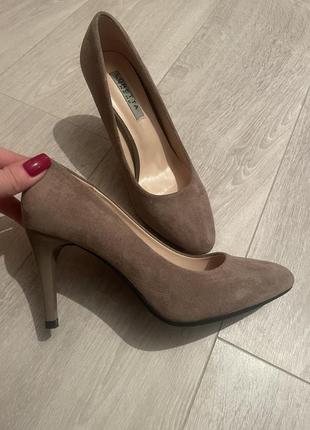 Женские туфли
