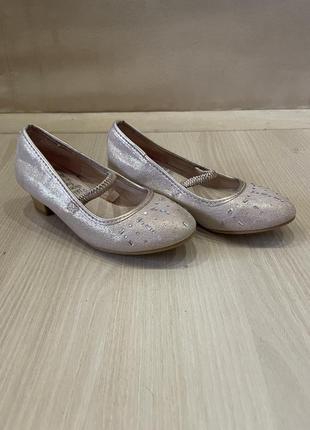 Святкові атласні черевички туфельки 10 розмір