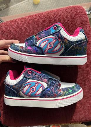 Кроссовки-ролики heelys
